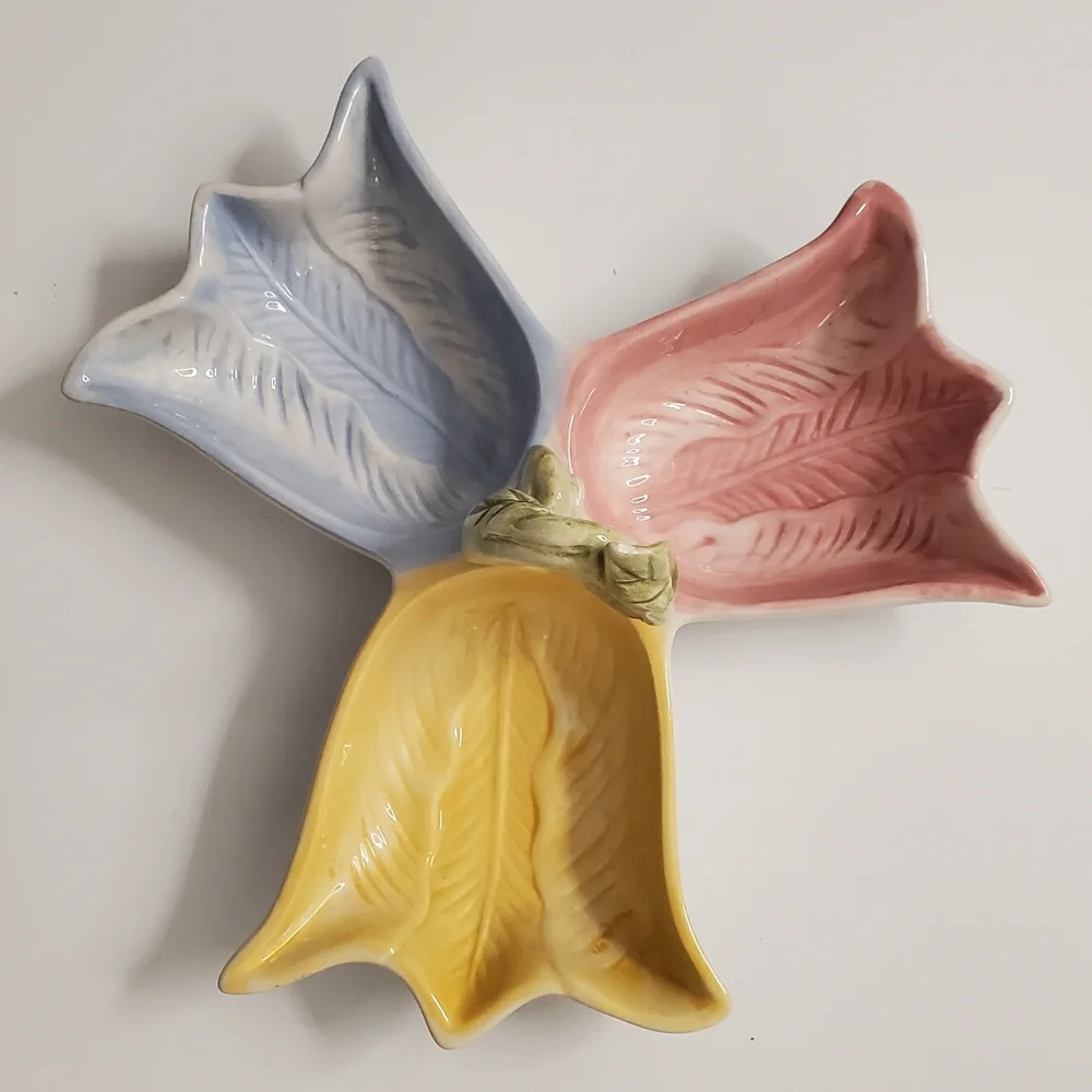 🌷3 Part🌷Pink🌷Yellow🌷Blue Tulips 🌷 Green Handle Glazed Ceramic Serving Dish - Picture 2 of 6